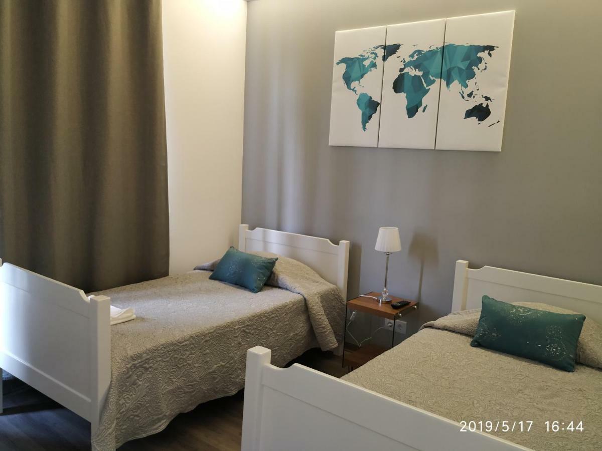 Casa De Hospedes Isaias Angra do Heroísmo Esterno foto