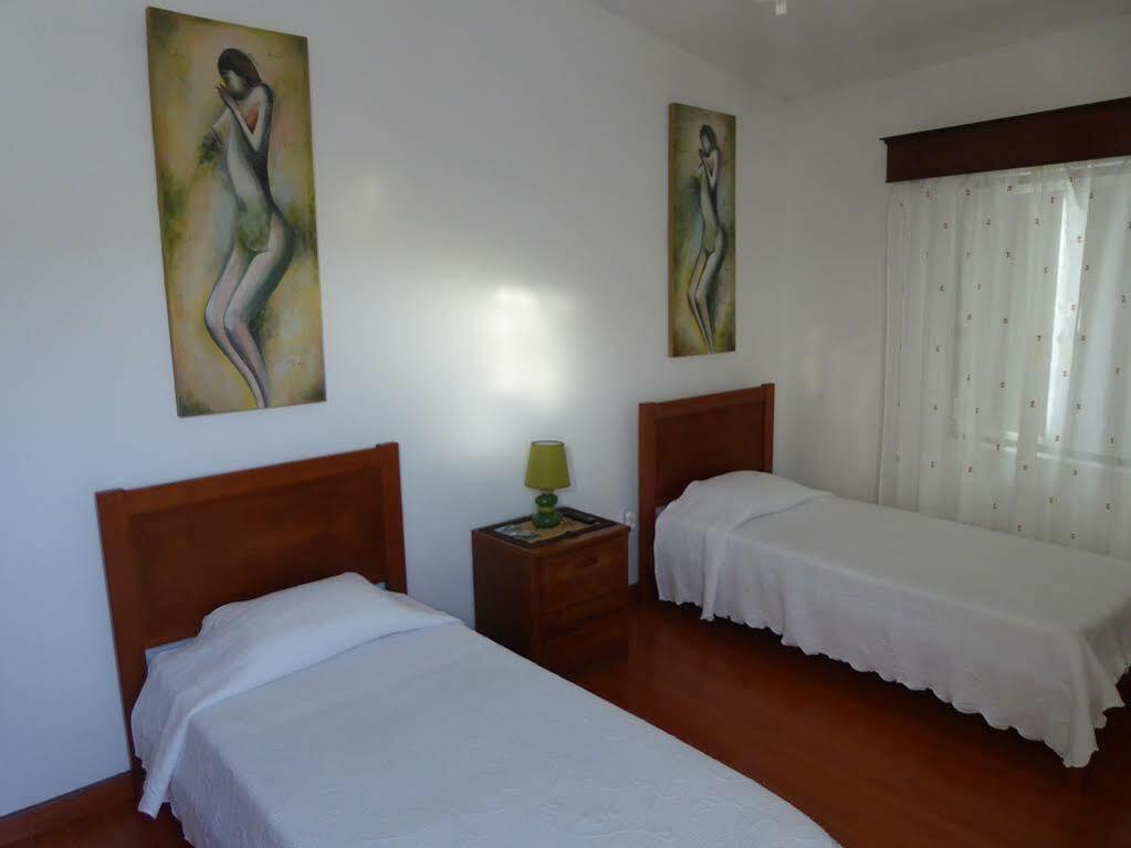 Casa De Hospedes Isaias Angra do Heroísmo Esterno foto